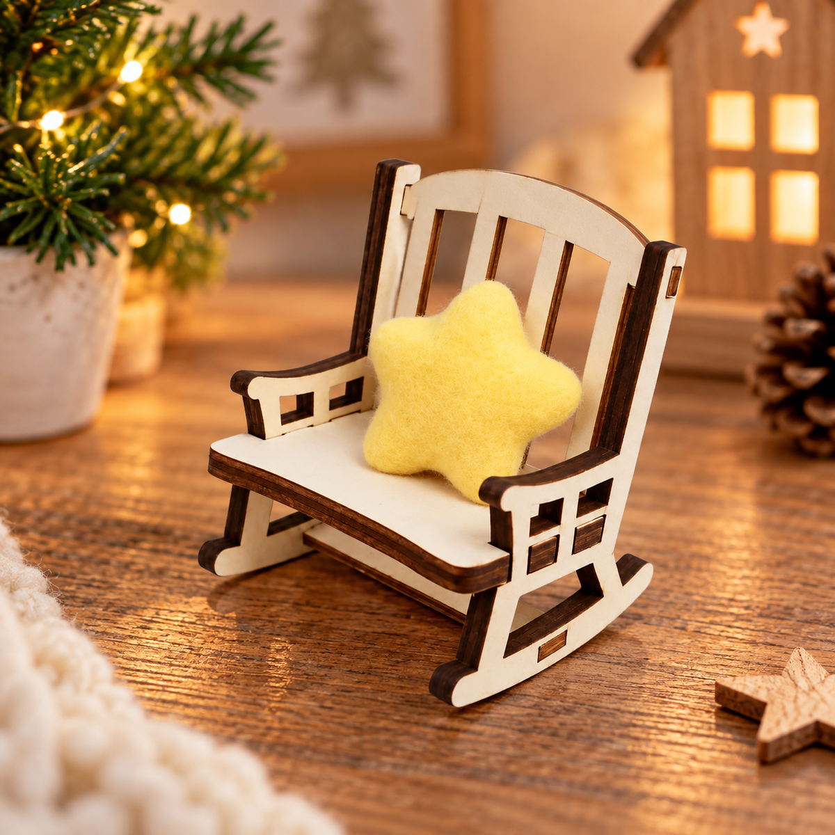 Miniatur Schaukelstuhl mit Kissen